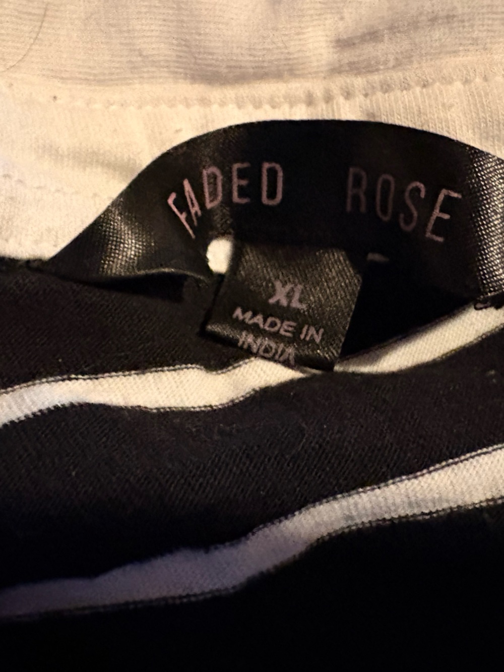 Striped Black & White Cropped Polo Top XL no flaws button up 100% cotton - Picture 5 of 5